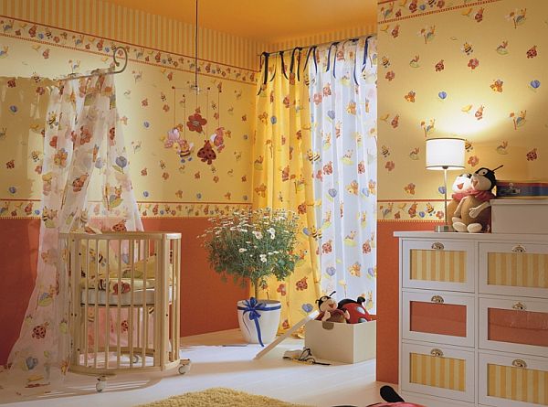 Бумажные обои для детской комнаты
