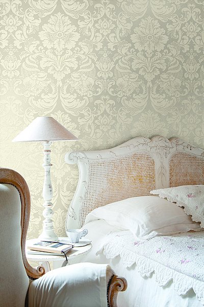 Бумажные обои с акриловым напылением